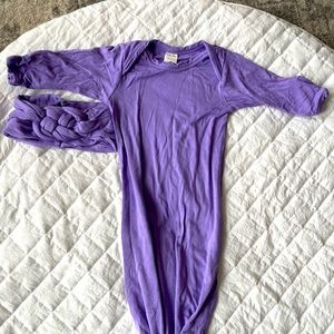 Kate Quinn sleep gown and headband